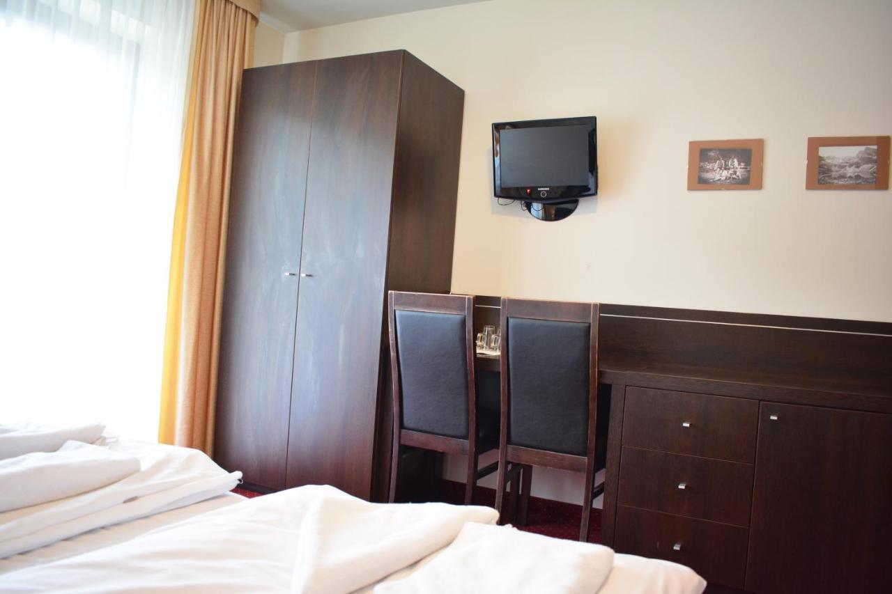 Standard Double or Twin Room Balcony,1012180159:JPEG